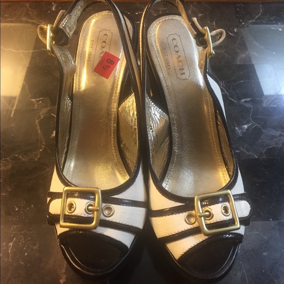 Shoes - Picture 12 of 14